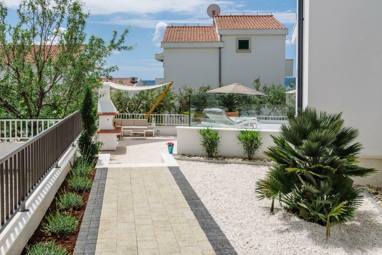 Apartments Villa Dalmatia トロギール エクステリア 写真