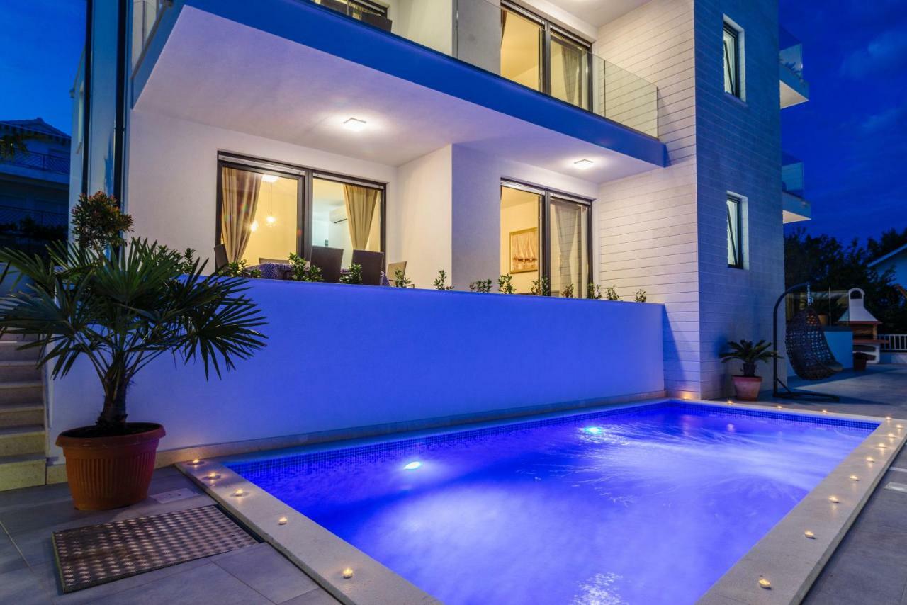 Apartments Villa Dalmatia トロギール エクステリア 写真