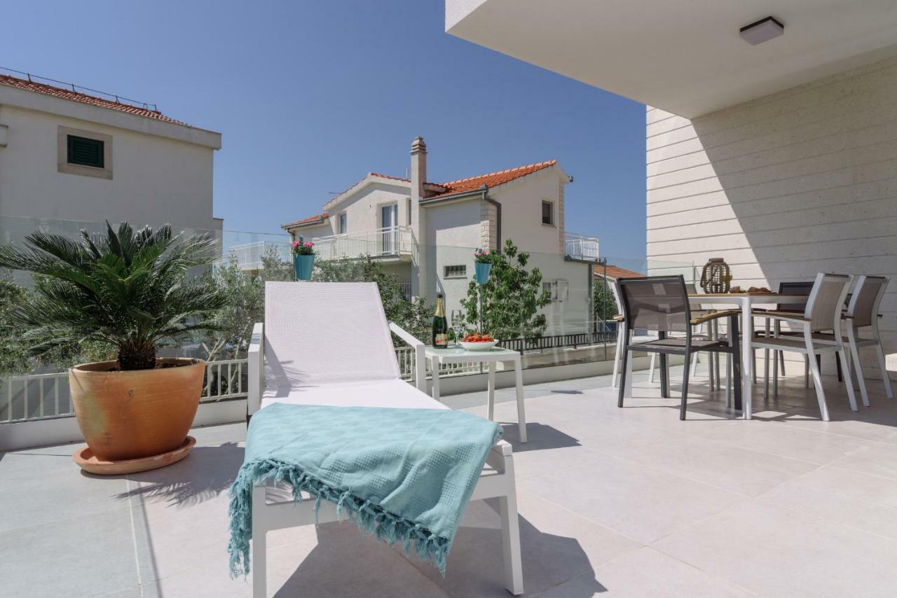 Apartments Villa Dalmatia トロギール エクステリア 写真