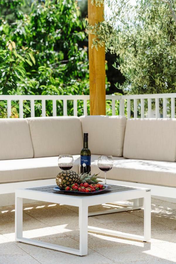 Apartments Villa Dalmatia トロギール エクステリア 写真